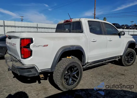 2023 Chevrolet Colorado Zr2 z USA, uszkodzony, nr VIN 1GCPTFEKXP1261434